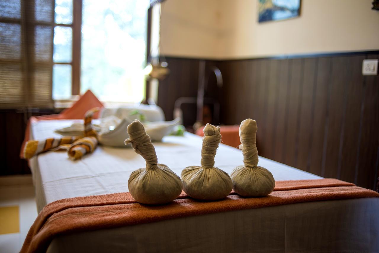 Ganga Vatika Ayurveda Bhavan Hotell Rishīkesh Exteriör bild