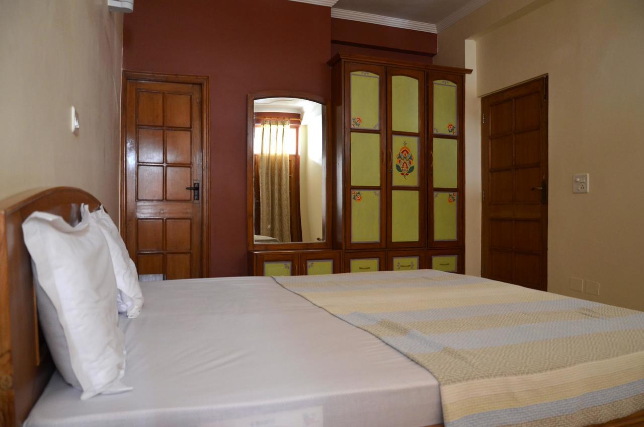 Ganga Vatika Ayurveda Bhavan Hotell Rishīkesh Exteriör bild